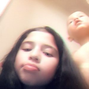 Meet your Posher, Caroleanna